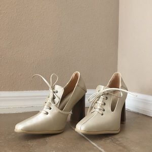 Tan High Heel Lace-up Heels
